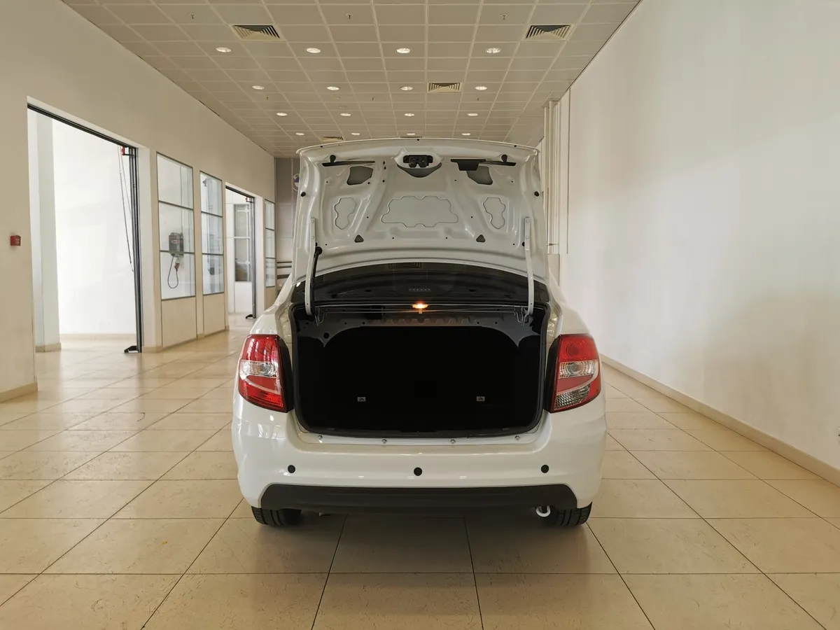 ВАЗ (Lada) Granta 1.6 MT 16 кл (106 л.с.) Белый в АВИЛОН. Слайд №11