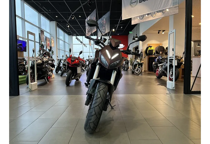 QJMOTOR SRK 700 700 см³ (73 л.с.) 700 Красный в АВИЛОН. Слайд №5