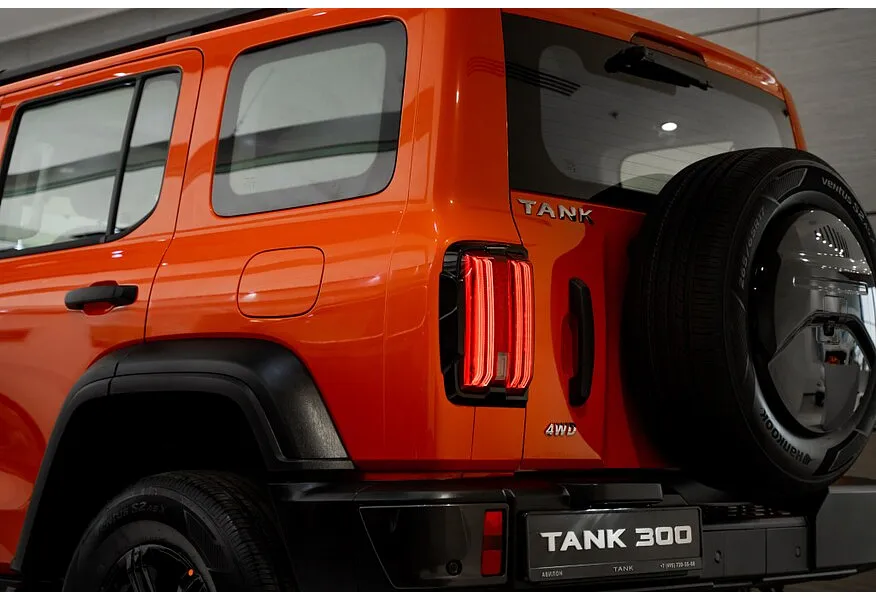АВИЛОН - TANK 300 2.0T AT 4WD (220 л.с.) City Adventure Оранжевый - slide 8