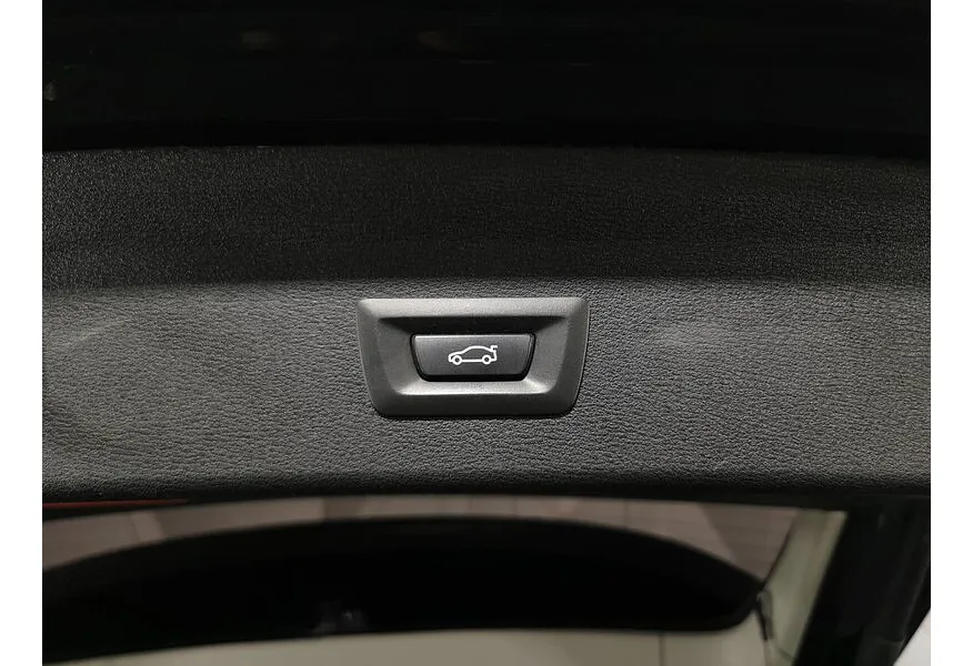АВИЛОН - BMW X1 20i sDrive AT (192 л.с.) Черный - slide 13