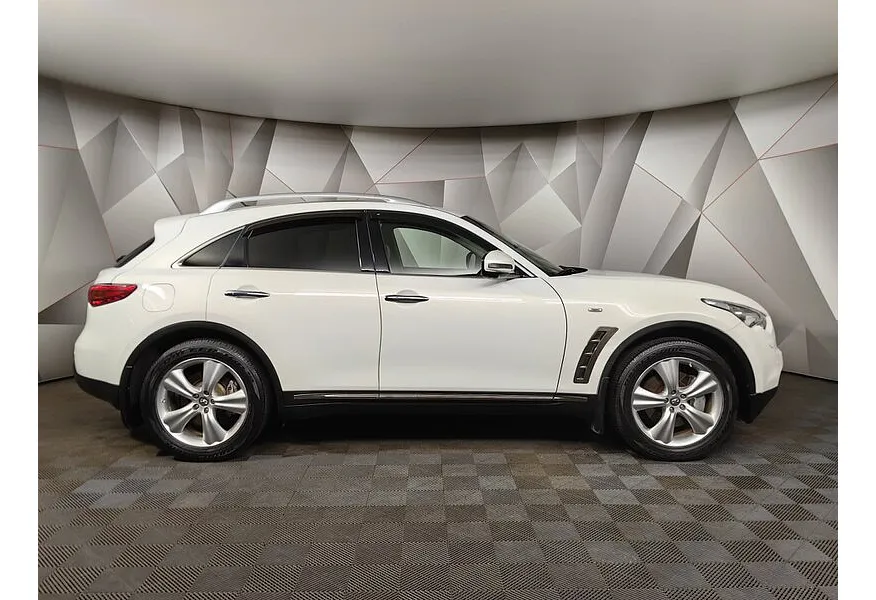 АВИЛОН - Infiniti FX-Series FX37 AT AWD (333 л.с.) Elegance Белый - slide 3