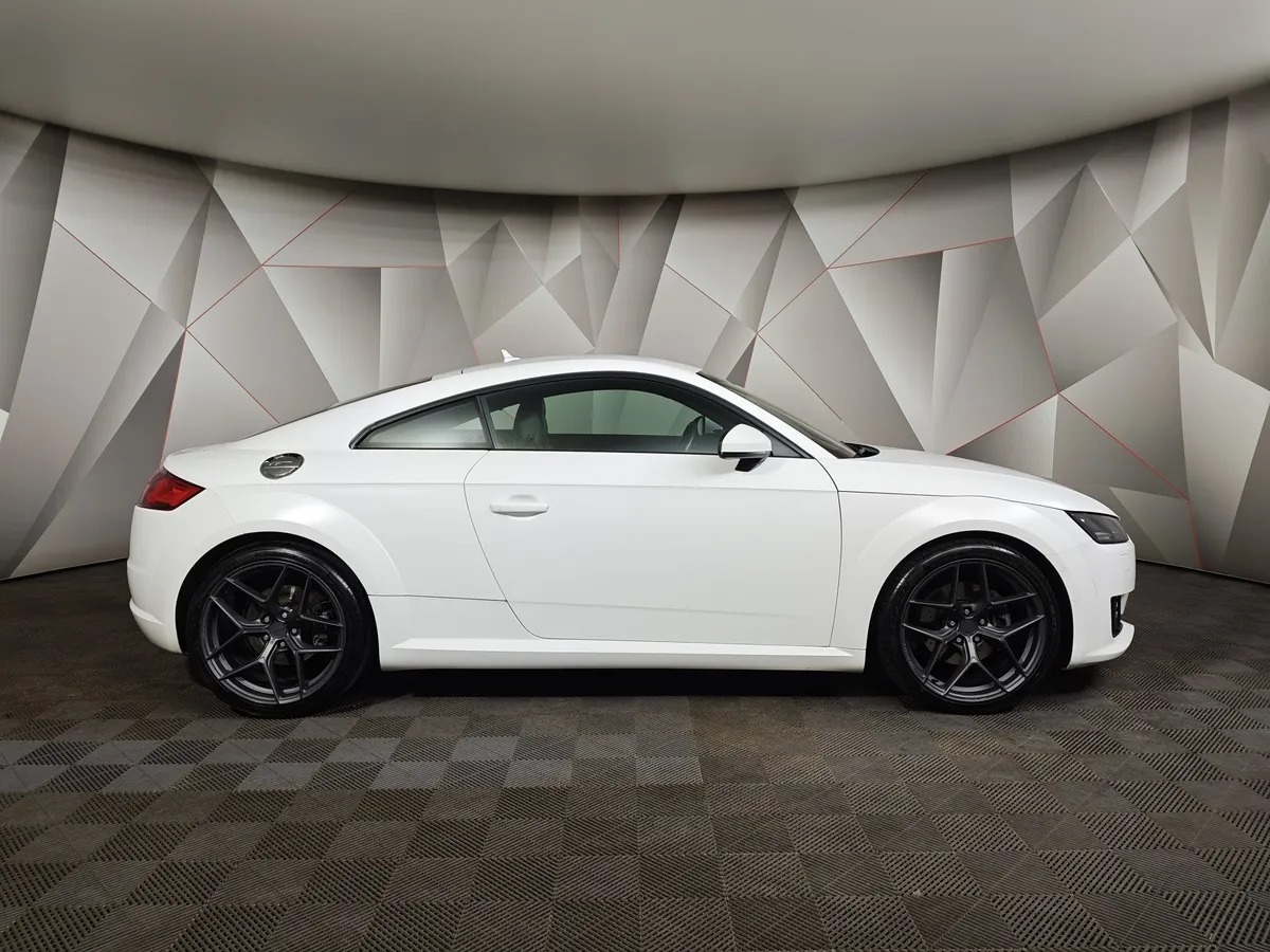 Audi TT 2.0 TFSI S tronic quattro (230 л.с.) Белый в АВИЛОН. Слайд №6