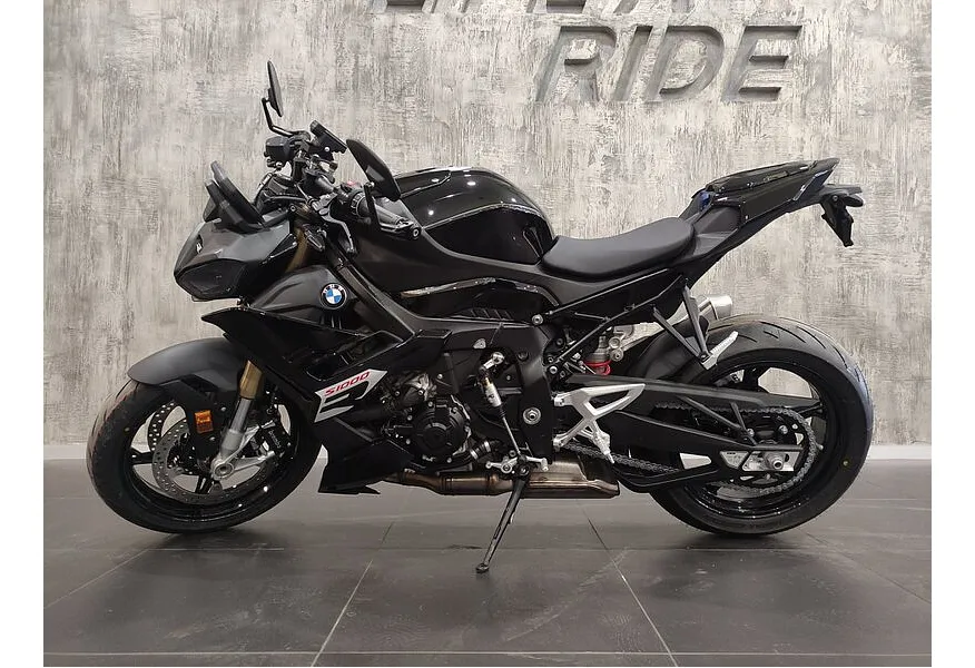 BMW Motorrad S 1000 R S 1000 R 999 см³ (160) 999 Серый в АВИЛОН. Слайд №3