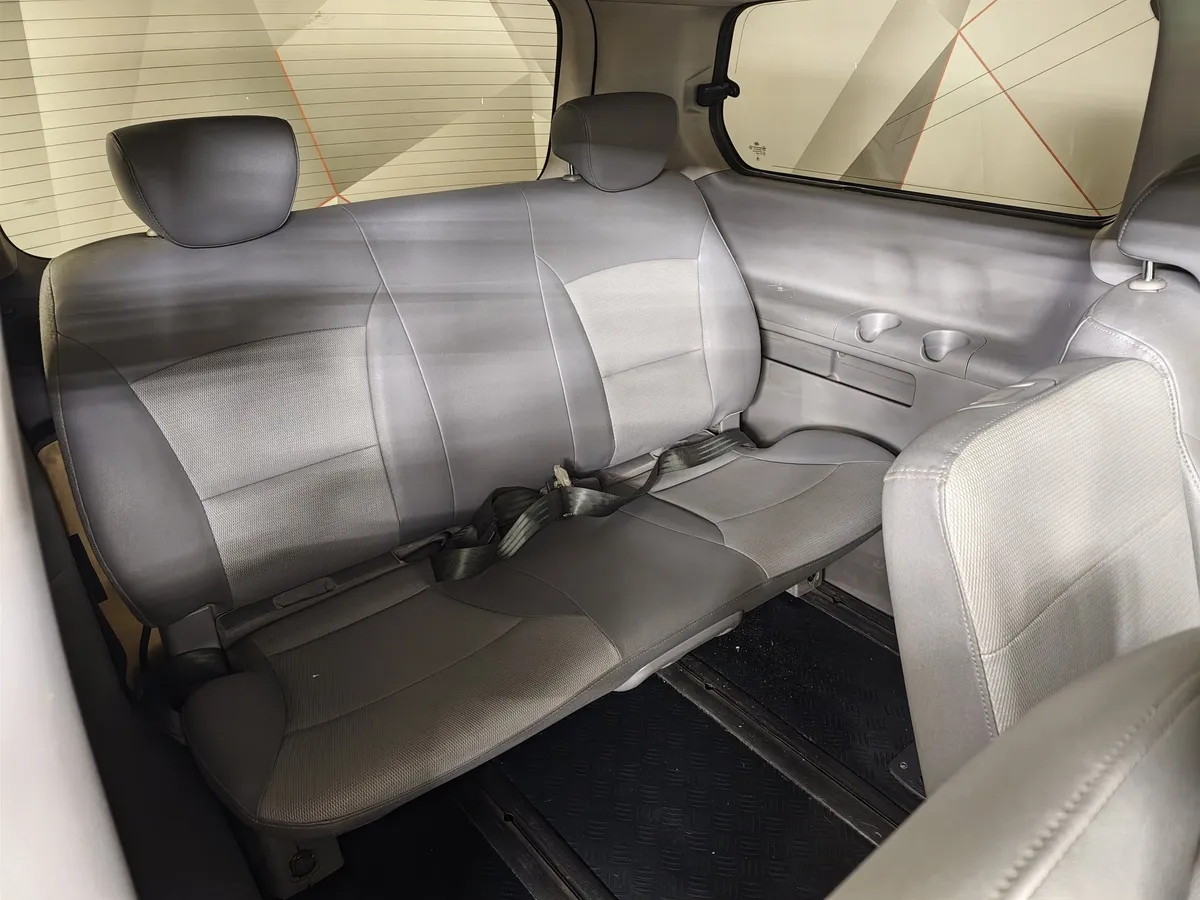 Hyundai Grand Starex 2.5 AT (145 л.с.) Серый в АВИЛОН. Слайд №21