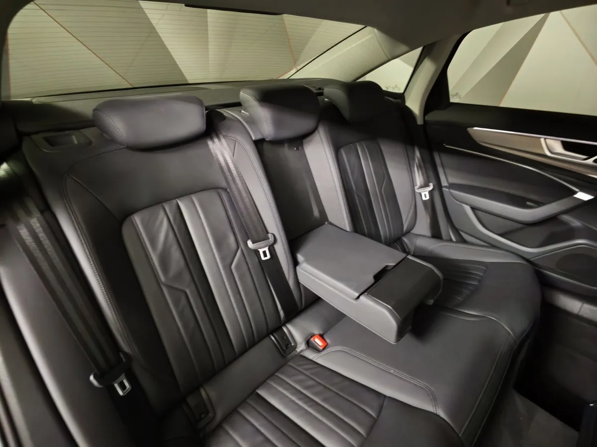 Audi A6 45 TFSI quattro S tronic (245 л.с.) Серый в АВИЛОН. Слайд №15