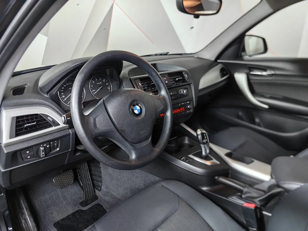 BMW 1 серия 116i AT (136 л.с.) Черный в АВИЛОН. Слайд №12