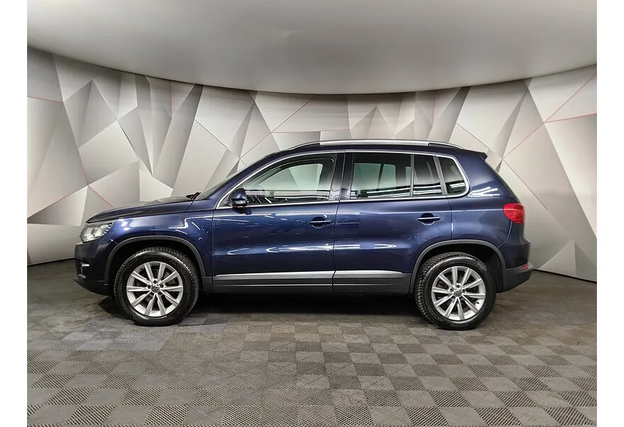 Volkswagen Tiguan 2.0 TSI 4Motion AT (170 л.с.) Track & Field Синий в АВИЛОН. Слайд №5