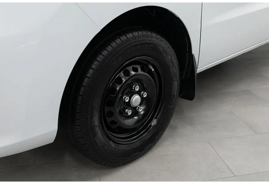 Sollers SF1 1.5 MT (136 л.с.) Белый в АВИЛОН. Слайд №17 Sollers SF1 1.5 MT (136 л.с.) Белый в АВИЛОН. Слайд №17