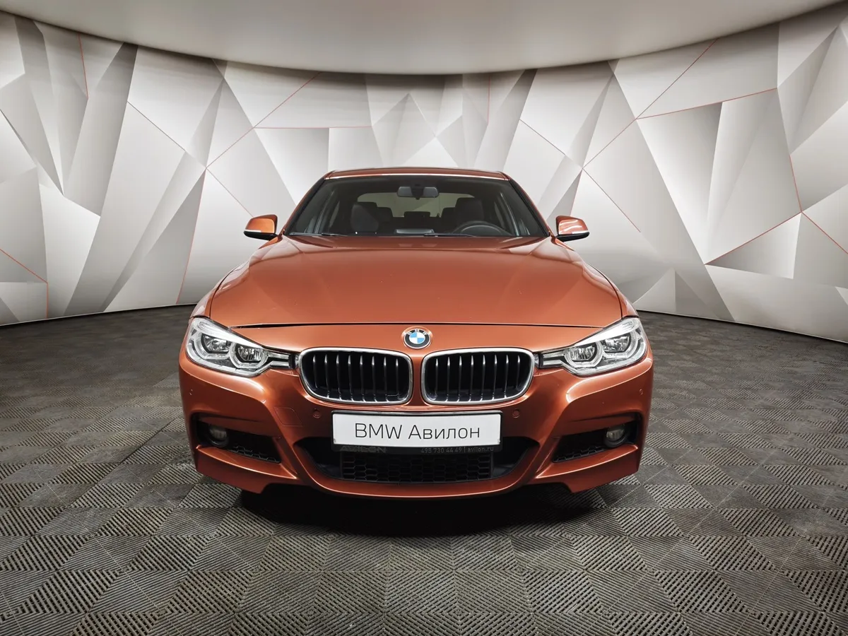 BMW 3 серия 320i xDrive AT (184 л.с.) M Sport Оранжевый в АВИЛОН. Слайд №3