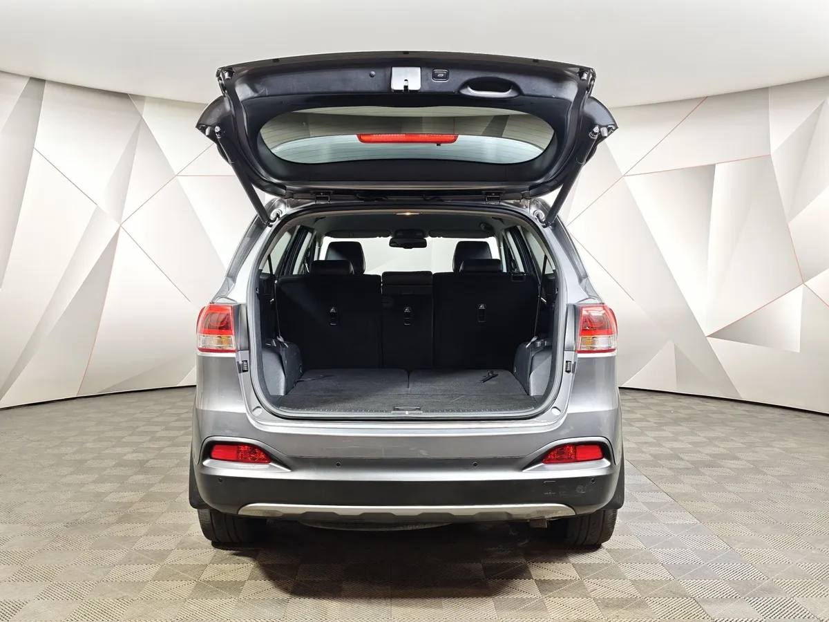 Kia Sorento 2.2 CRDi AT AWD (200 л.с.) Серый в АВИЛОН. Слайд №12