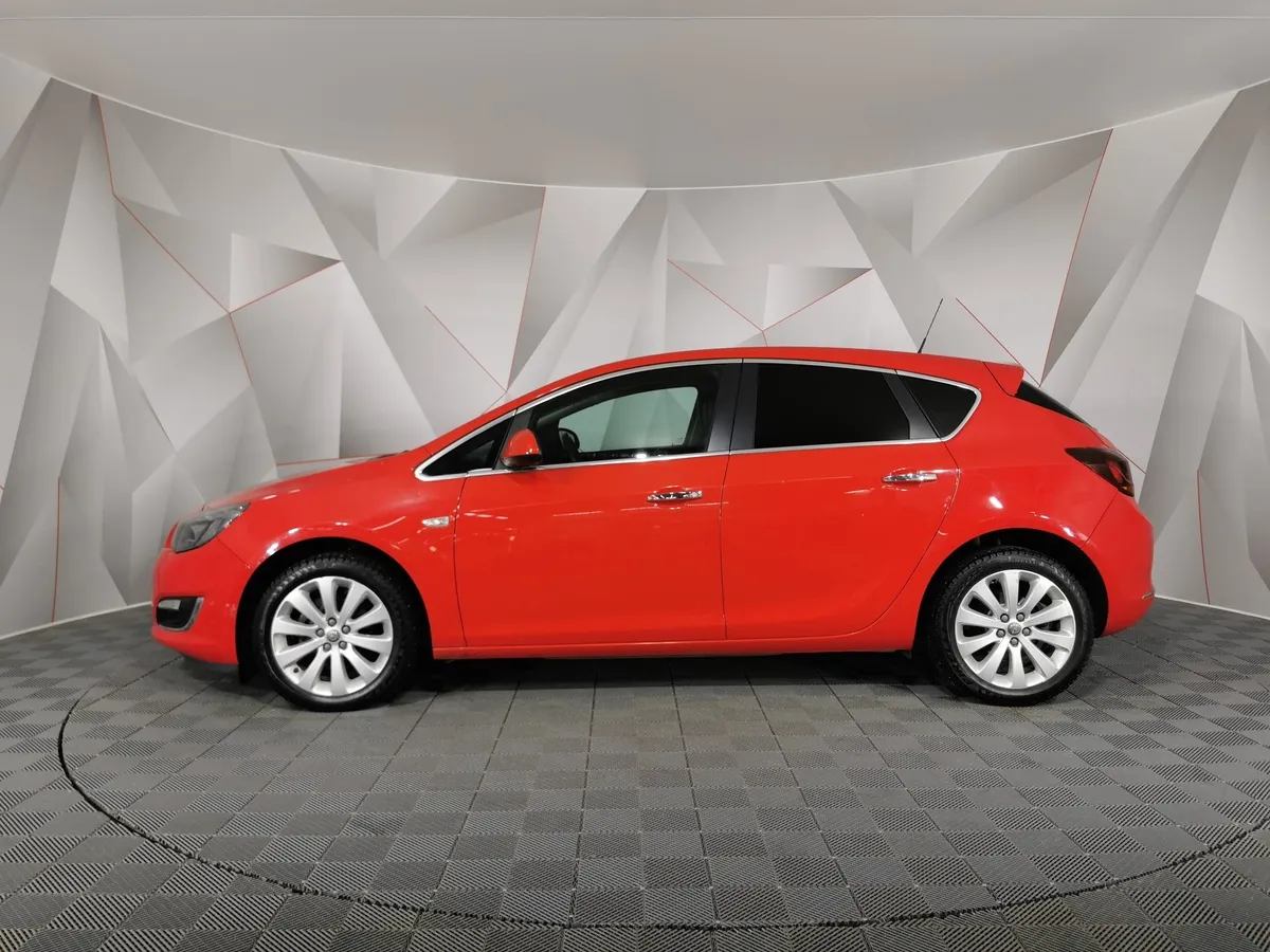 Opel Astra 1.6 AT (115 л.с.) Красный в АВИЛОН. Слайд №5