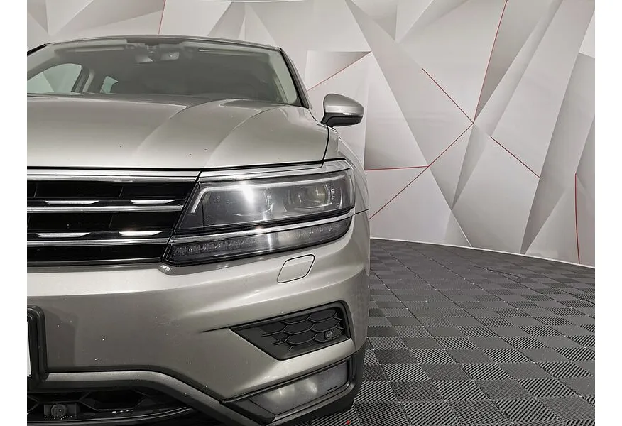 АВИЛОН - Volkswagen Tiguan 2.0 TSI 4Motion DSG (180 л.с.) Highline Серебристый - slide 0