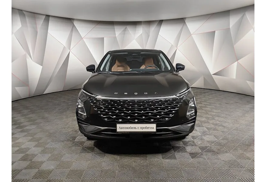 Omoda C5 1.5T CVT (147 л.с.) Ultimate (красные элементы экстерьера) Черный в АВИЛОН. Слайд №7