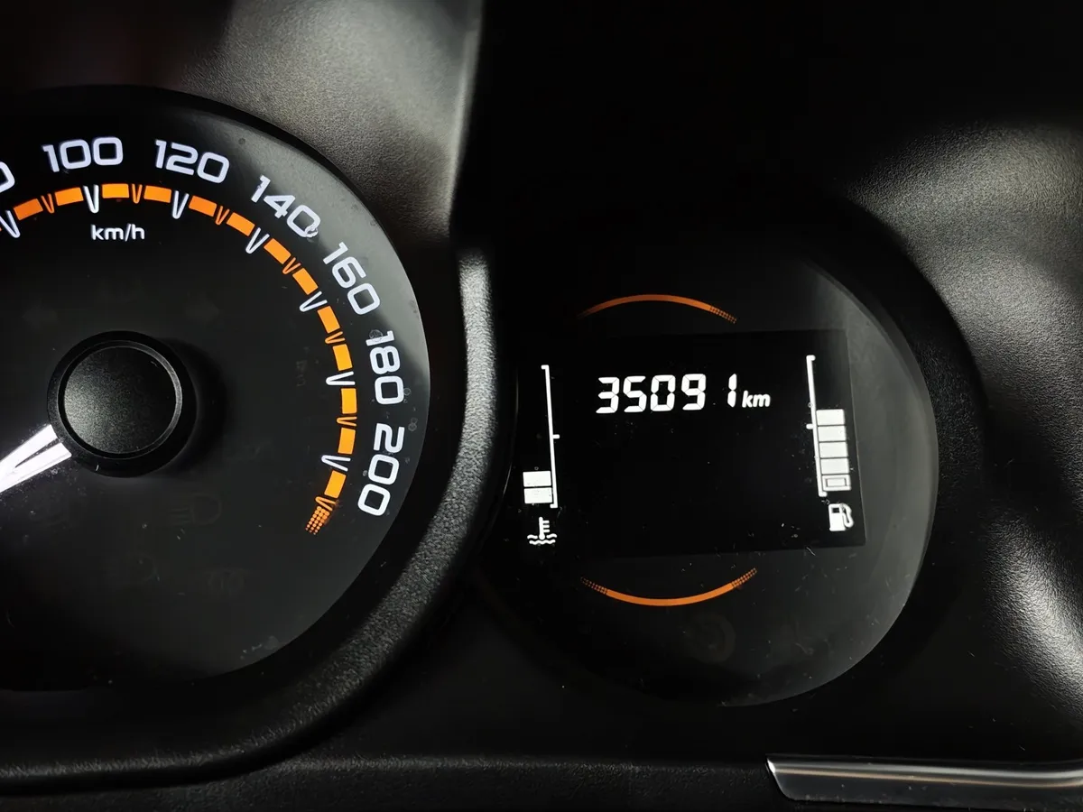 ВАЗ (Lada) XRAY 1.6 MT (106 л.с.) Серый в АВИЛОН. Слайд №17