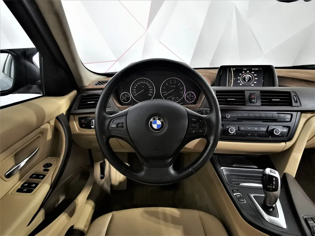BMW 3 серия 316i AT (136 л.с.) Голубой в АВИЛОН. Слайд №15