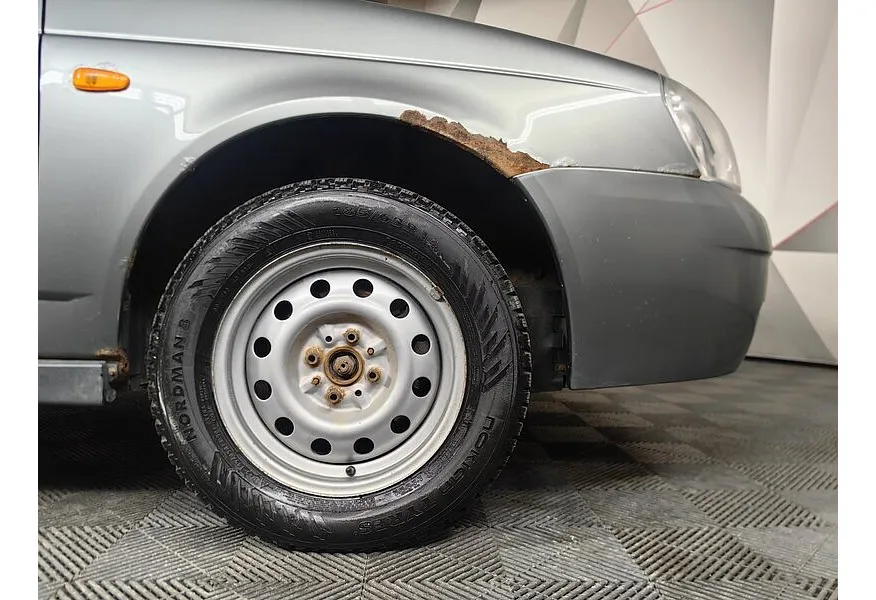 ВАЗ (Lada) Priora 1.6 MT (98 л.с.) в АВИЛОН. Слайд №9