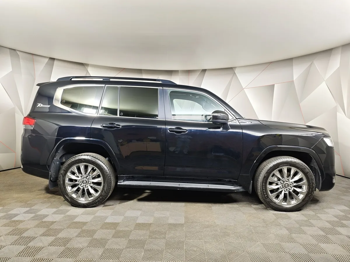 Toyota Land Cruiser 3.4 V6 AT 4WD (299 л.с.) 70th Anniversary Черный в АВИЛОН. Слайд №6