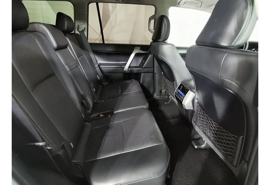 АВИЛОН - Toyota Land Cruiser Prado 2.8 D AT 4WD (5 мест) (177 л.с.) Комфорт Белый - slide 15