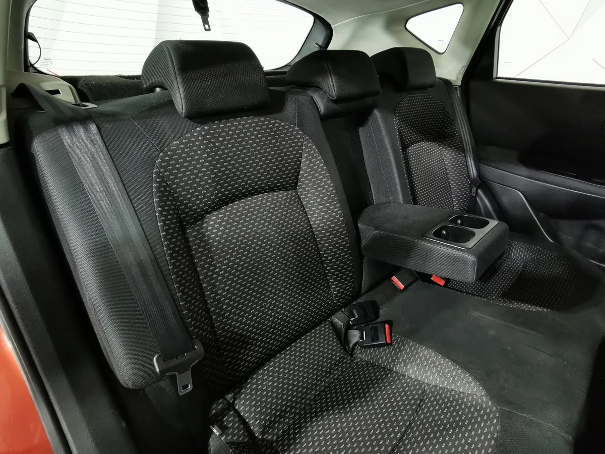 Nissan Qashqai 2.0 CVT FWD (141 л.с.) XE Красный в АВИЛОН. Слайд №15