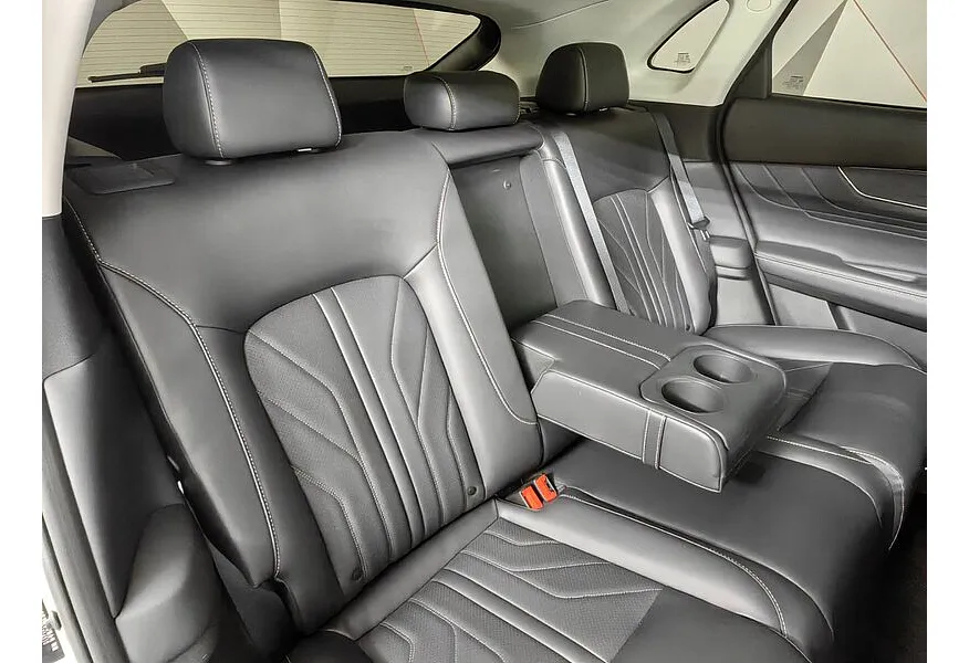 Changan UNI-K 2.0 AT 4WD (226 л.с.) Premium Белый в АВИЛОН. Слайд №16