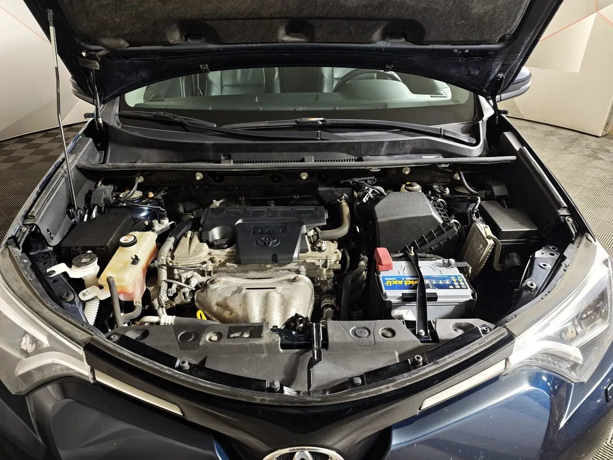 Toyota RAV4 2.5 AT 4WD (180 л.с.) Престиж Синий в АВИЛОН. Слайд №10