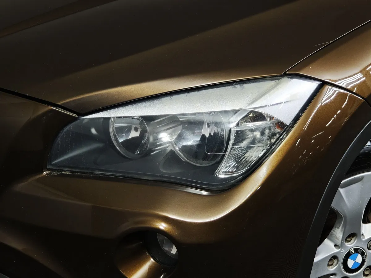 BMW X1 xDrive20i AT (184 л.с.) Коричневый в АВИЛОН. Слайд №8