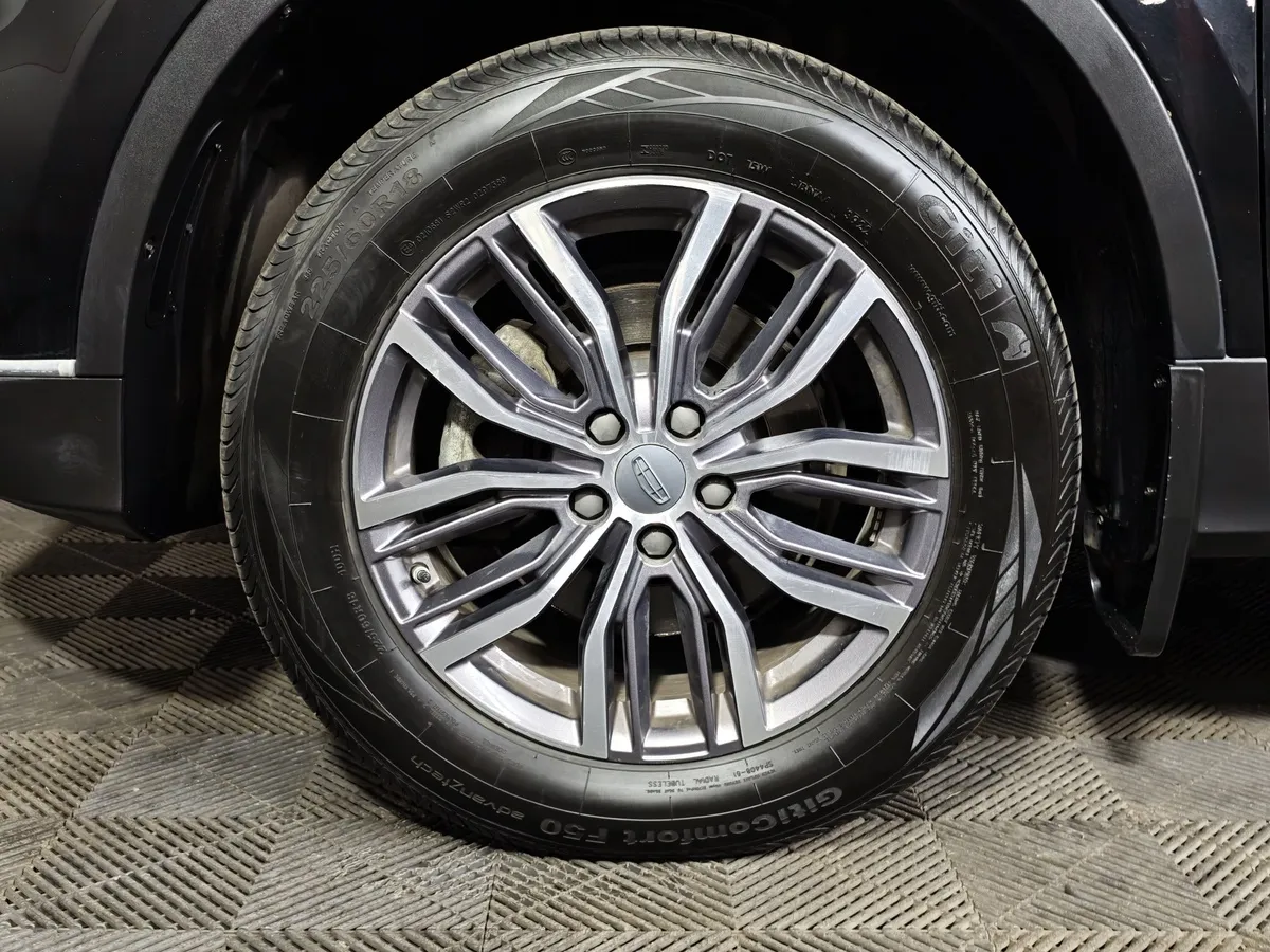 Geely Atlas Pro 1.5T AT FWD (177 л.с.) Luxury Черный в АВИЛОН. Слайд №9