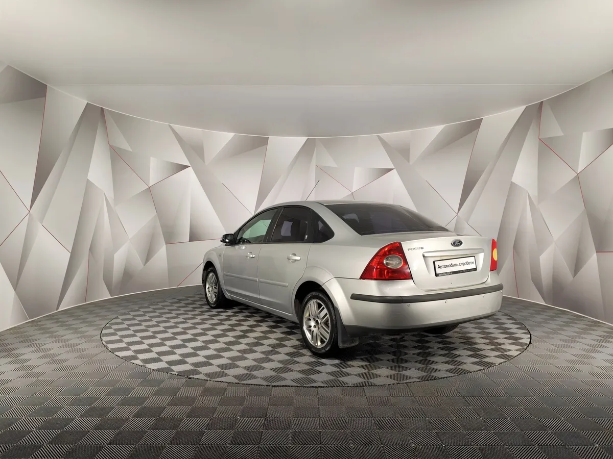 Ford Focus 1.6 MT (116 л.с.) Ghia Серебристый в АВИЛОН. Слайд №4