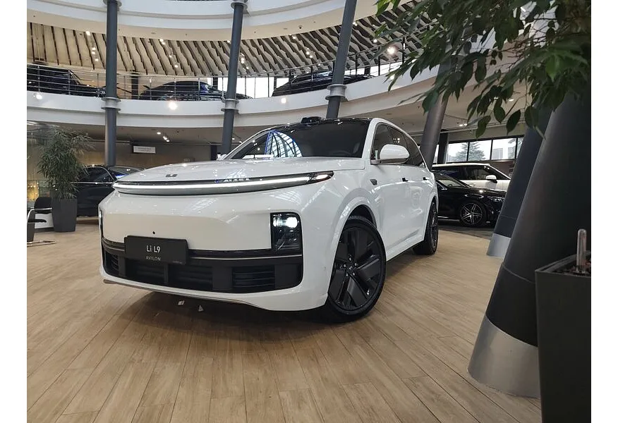 АВИЛОН - Li Auto L9 1.5 AT 4WD (449 л.с.) Ultra Белый - slide 9809725