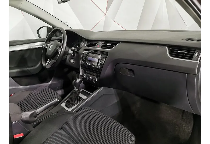 Skoda Octavia 1.8 TSI DSG (180 л.с.) Коричневый в АВИЛОН. Слайд №13