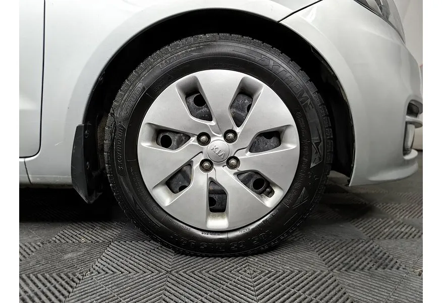 LIVE. Слайд №16