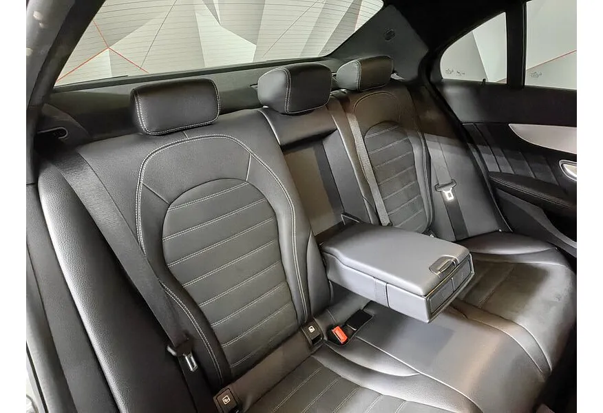 Mercedes-Benz C-Класс C 200 4Matic 9G-Tronic (184 л.с.) Sport Серебристый в АВИЛОН. Слайд №17