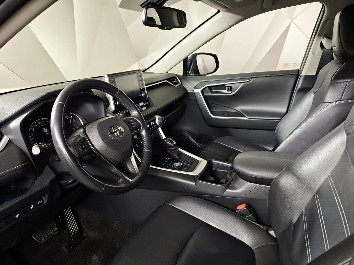 Toyota RAV4 2.0i CVT AWD (149 л.с.) Люкс Черный в АВИЛОН. Слайд №19