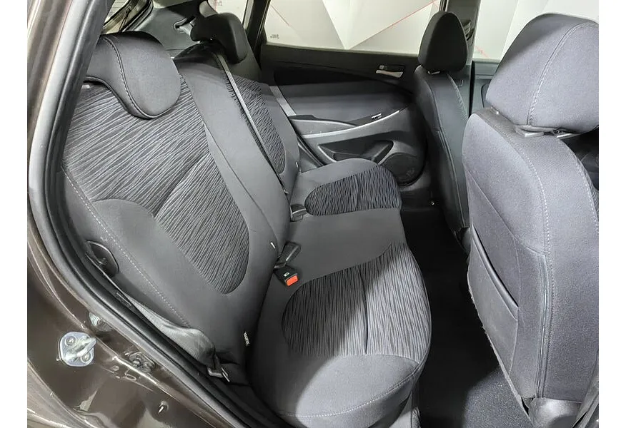 Hyundai Solaris 1.6 AT (123 л.с.) Comfort Коричневый в АВИЛОН. Слайд №13