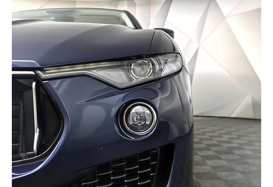 Maserati Levante Diesel 3.0 V6 AT (275 л.с.) Essence Синий в АВИЛОН. Слайд №10