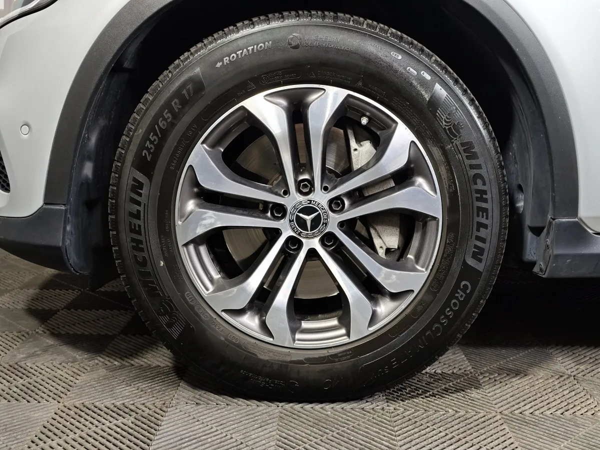 Mercedes-Benz GLC 220 d 9G-TRONIC 4MATIC (194 л.с.) Premium (Локальная сборка) Серебристый в АВИЛОН. Слайд №9