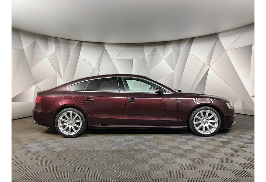 LIVE. Слайд №4