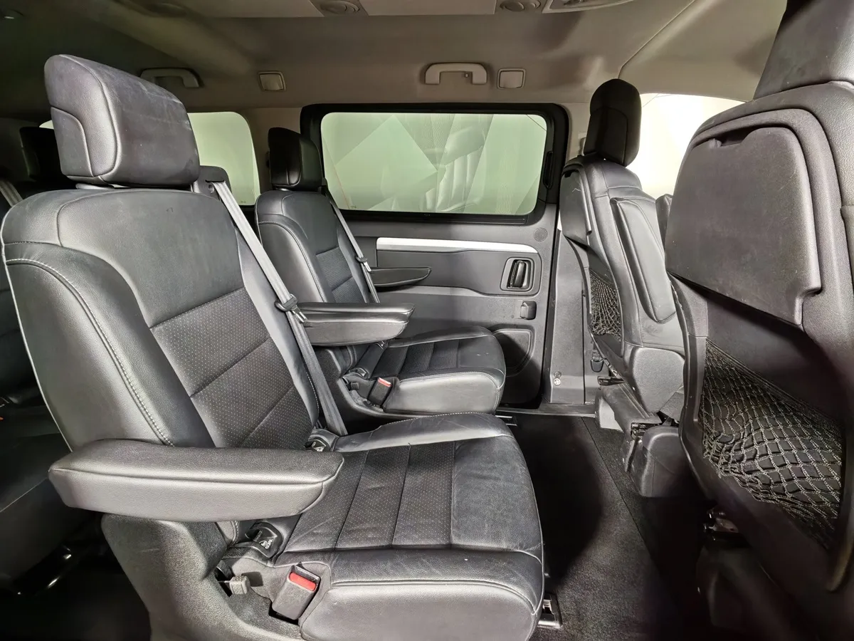 Peugeot Traveller Business 2.0 Hdi AT (150 л.с.) VIP Коричневый в АВИЛОН. Слайд №15