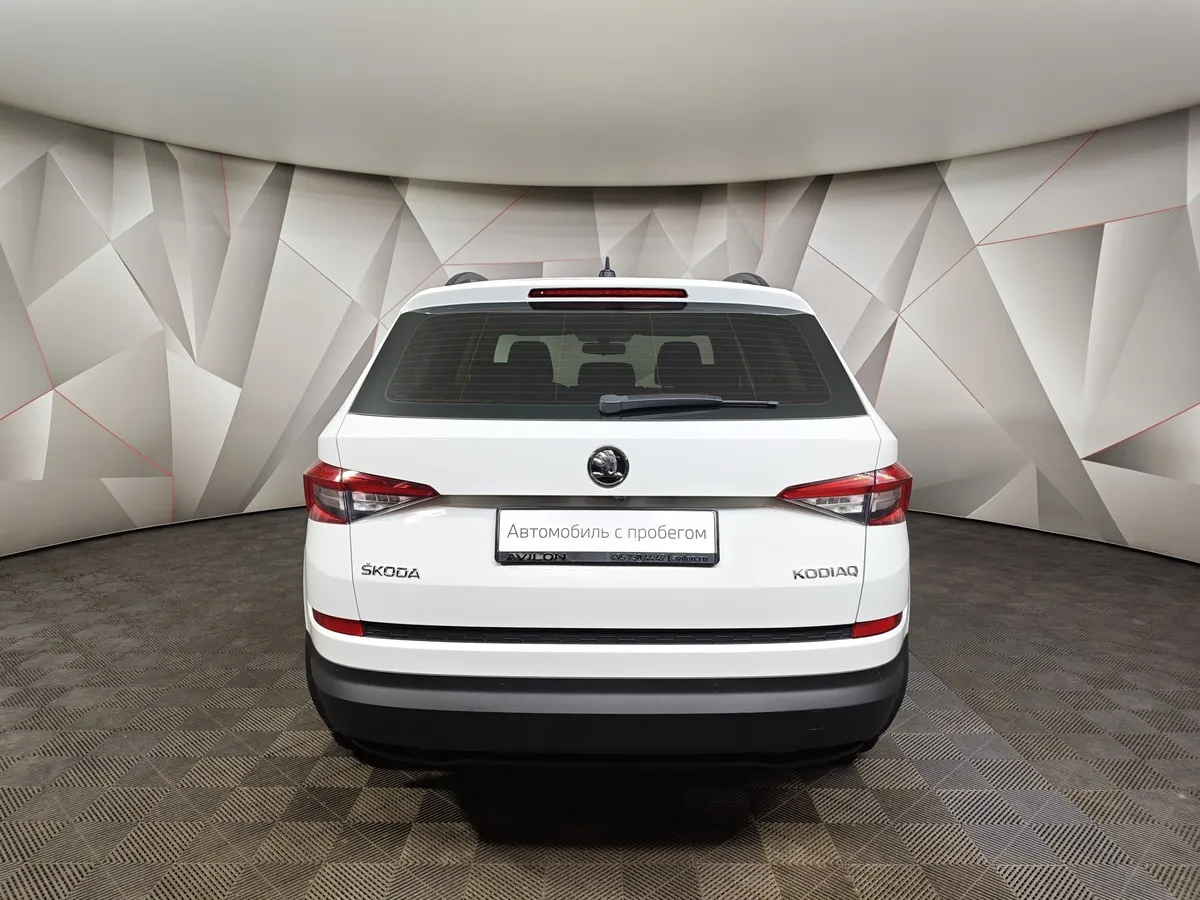 Skoda Kodiaq 1.4 TSI DSG (150 л.с.) Белый в АВИЛОН. Слайд №8
