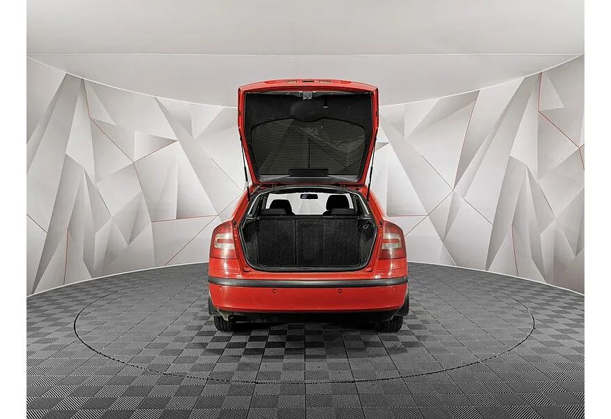 Skoda Octavia 1.6 Tiptronic (102 л.с.) Красный в АВИЛОН. Слайд №12