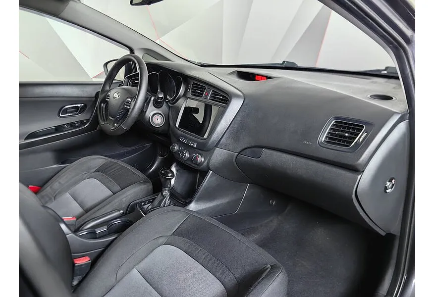 Kia Ceed 1.6 AT (129 л.с.) Серый в АВИЛОН. Слайд №13
