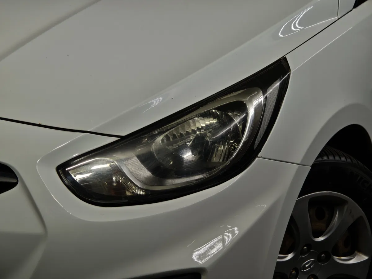 Hyundai Solaris 1.6 AT (123 л.с.) Optima Белый в АВИЛОН. Слайд №10