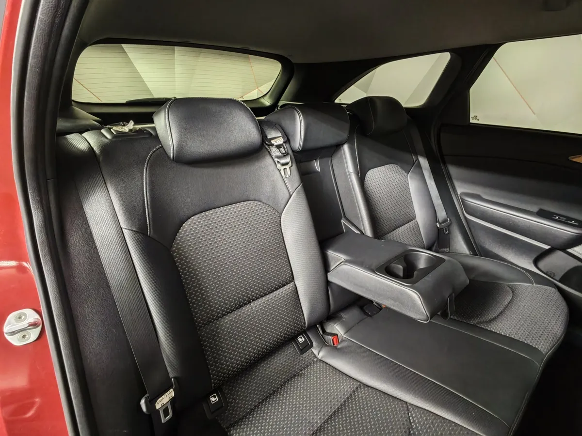 Kia Ceed 1.6 MPI AT (128 л.с.) Prestige Красный в АВИЛОН. Слайд №17