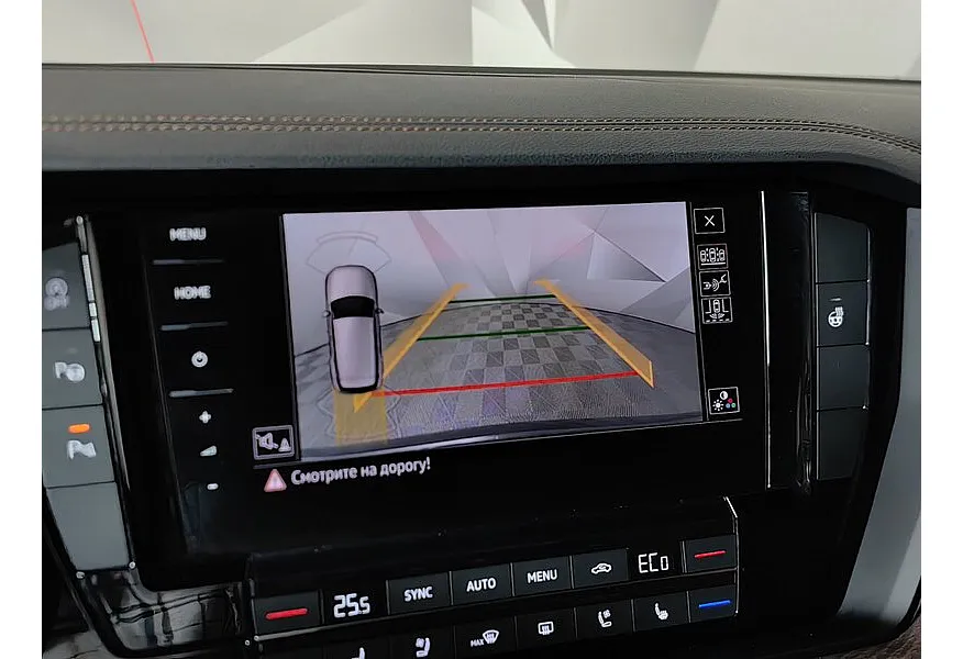 Volkswagen Touareg 2.0 TSI Tiptronic 4Motion (249 л.с.) Exclusive Коричневый в АВИЛОН. Слайд №19