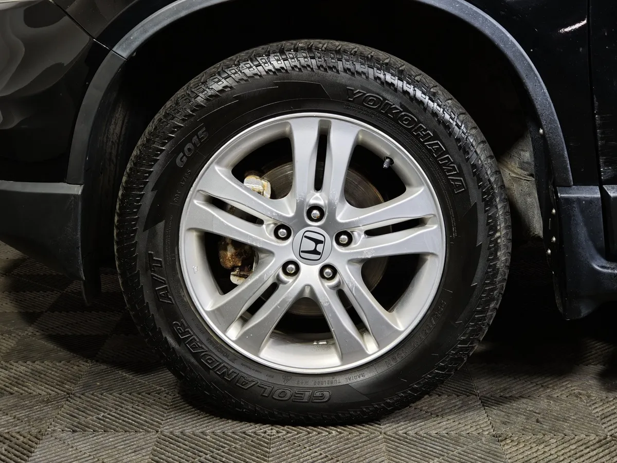 Honda CR-V 2.0 AT 4WD (150 л.с.) Черный в АВИЛОН. Слайд №9