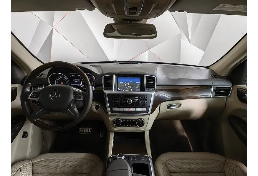 Mercedes-Benz M-Класс ML 63 AMG Speedshift Plus 7G-Tronic (525 л.с.) Черный в АВИЛОН. Слайд №12