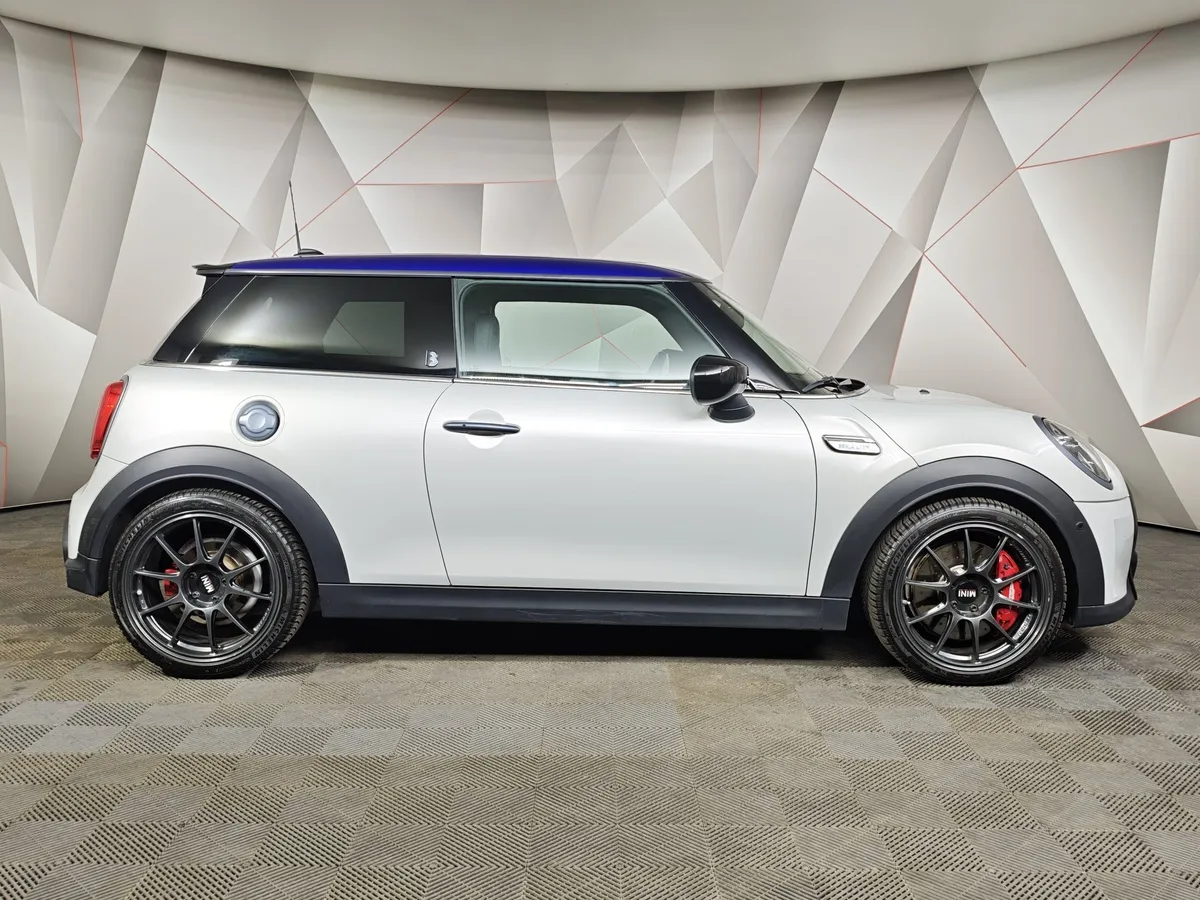 MINI 3 двери Cooper S 2.0 AT (192 л.с.) Серый в АВИЛОН. Слайд №6