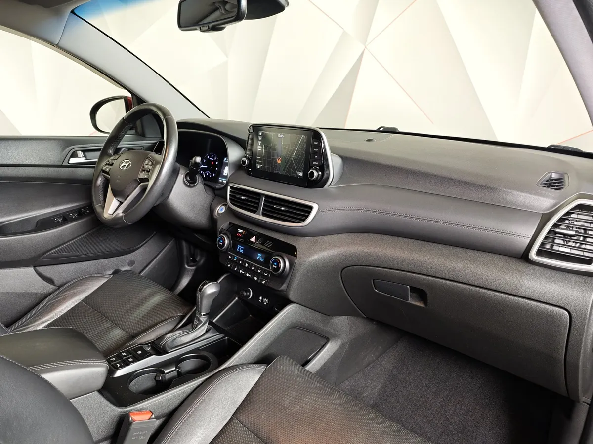 Hyundai Tucson 2.0 (150 л.с.) MPi-6AT-4WD Dynamic Красный в АВИЛОН. Слайд №13