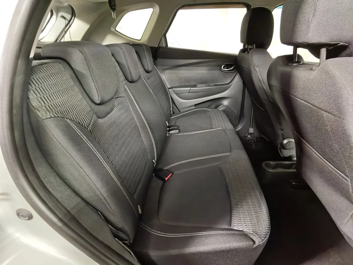 Renault Kaptur 1.6 MT (114 л.с.) Life Серый в АВИЛОН. Слайд №16