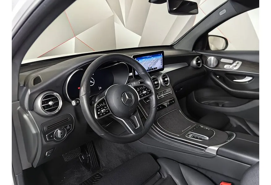 Mercedes-Benz GLC Купе 300 9G-TRONIC 4MATIC (249 л.с.) Sport Белый в АВИЛОН. Слайд №18